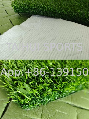 Almohadilla de absorción de impactos con orificios de drenaje de 1,5 m de ancho para subcapa de campos de fútbol