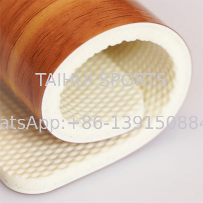 Moderno y respetuoso con el medio ambiente 3,5 mm-8 mm suelos deportivos duraderos Grano de madera para baloncesto / voleibol / tenis de mesa / bádminton / cancha de pickleball