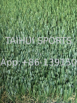 Resistente a los rayos UV 50 mm Tamaño personalizado Paisaje al aire libre Césped artificial sintético Para el fútbol Campo de fútbol